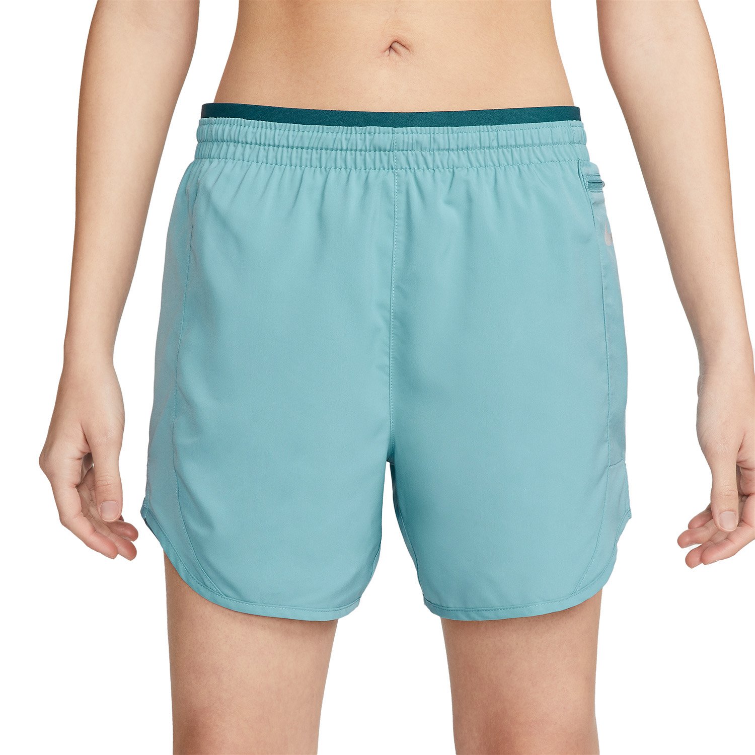 Nike Tempo Luxe 5in Shorts